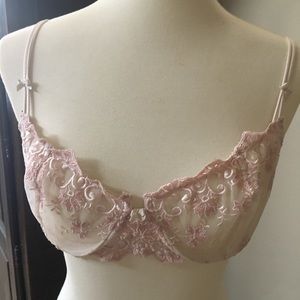 Blush bra unlined with underwire